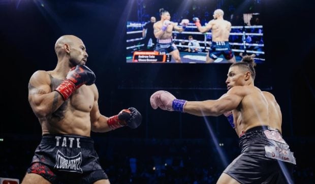 andrew-tate-pierde-meciul-de-box-din-dubai,-iar-premierul-keir-starmer-este-presat-sa-ceara-extradarea-lui-in-marea-britanie